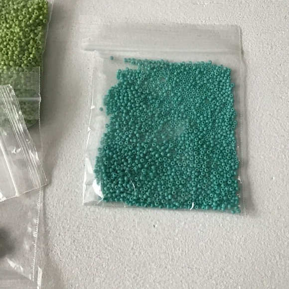 50% OFF if Bundled - Assorted Beads in Green and Blue - Mainly Acrylic 300 gm - Picture 2 of 9